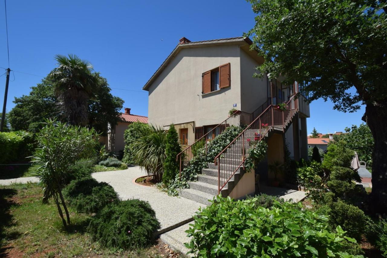 Apartment Jelka Malinska Exterior foto